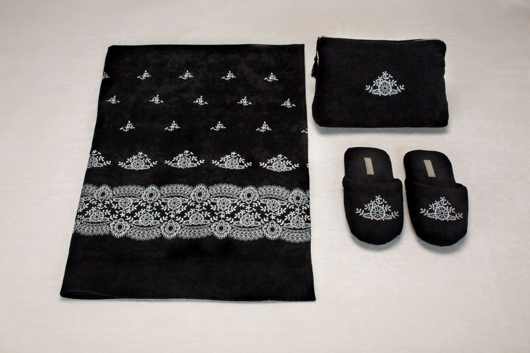 Bustina/pochette foderata Ricamo  - 55 %